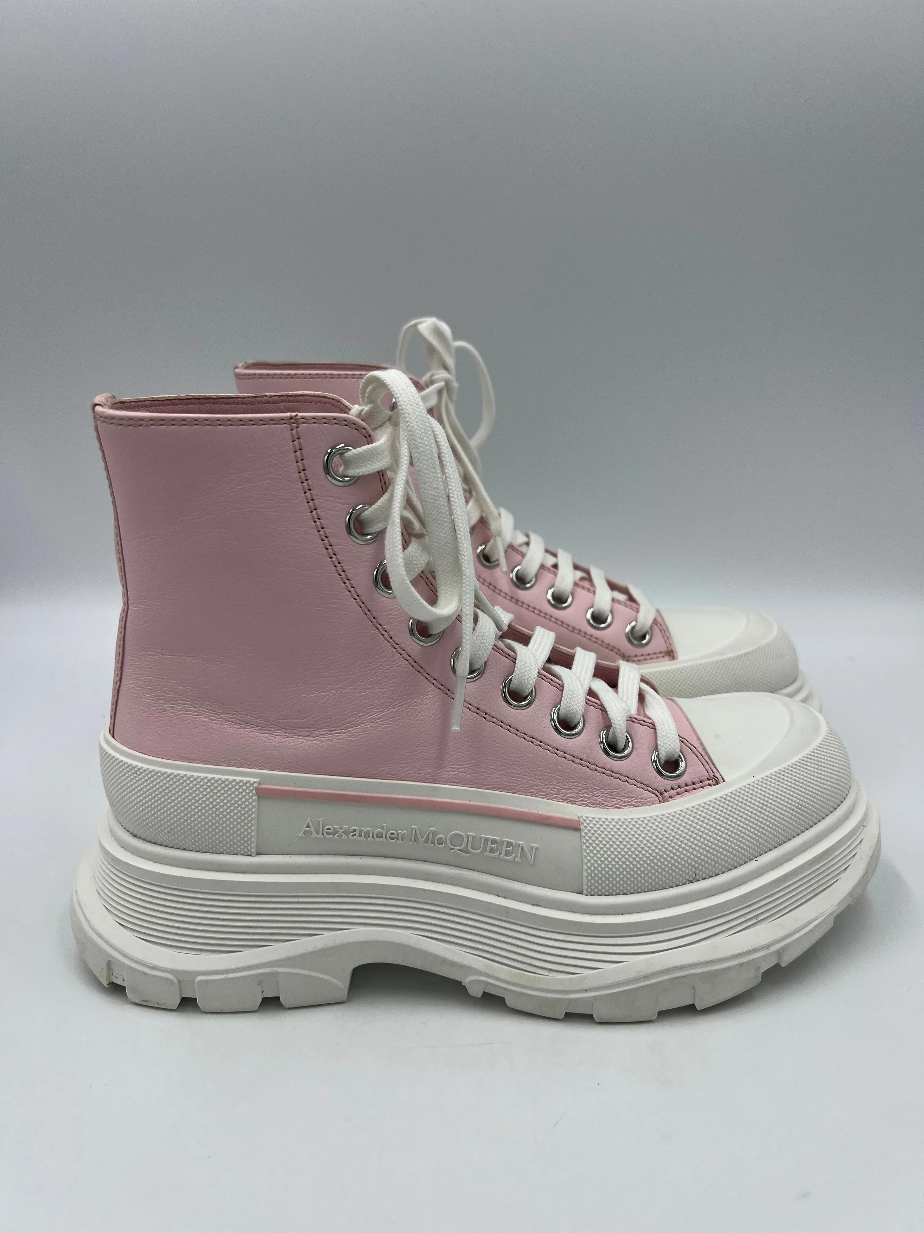 Alexander Mcqueen High-Tops In Pink, Size: 6 (36)