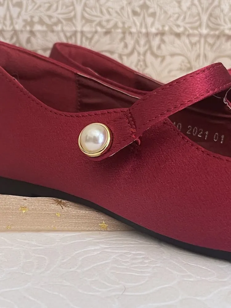 Medieval & Renaissance Satin Pointed Toe Poulaine Flats in Burgundy